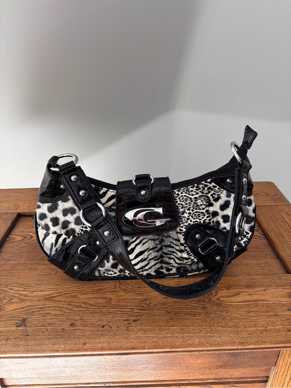 Carlo G Animal Print Shoulder Bag 🐆